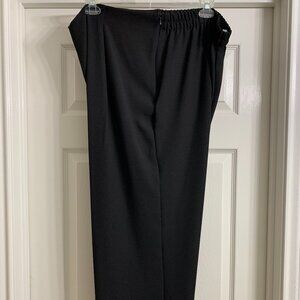 Leslie Fay Petite Women's Black Dress Pants, Size 22WP
